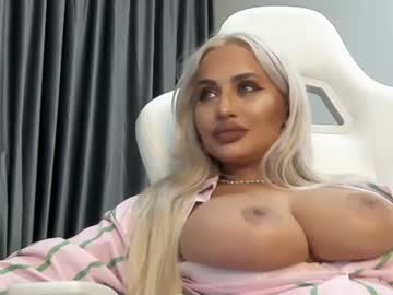 lovelyblondyxxx